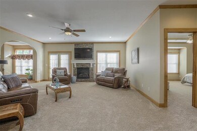 613 Meadowlark Cir, Raymore, MO 64083 - photo 5