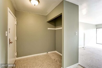 9719 Kings Crown Ct unit 2, Fairfax, VA 22031 - photo 2