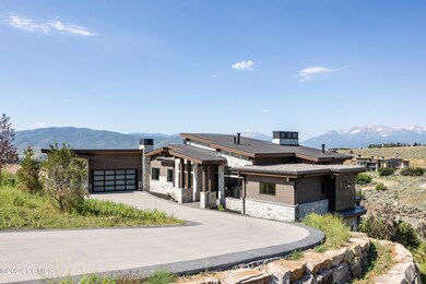 6-2704 E Boulder Top Loop