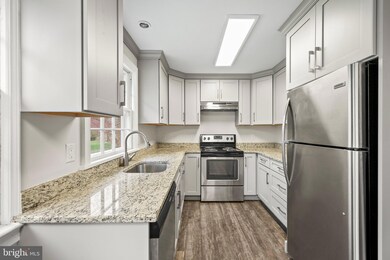 15 Flower Hill Terrace, Pennington, NJ 08534 - photo 2