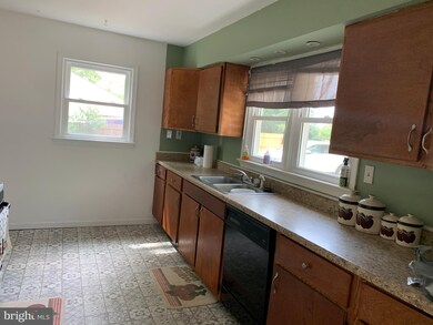 1237 Airport Rd, Winchester, VA 22602 - photo 4