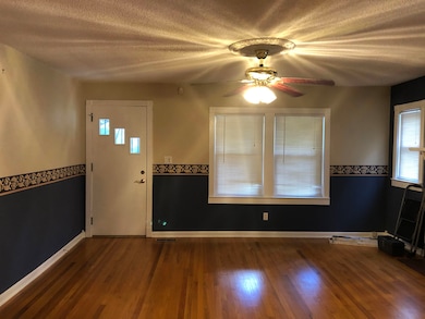 504 N Chestnut St, Florence, AL 35630 - photo 4