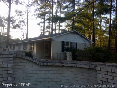 566 Lennox Dr, Fayetteville, NC 28303 - photo 5