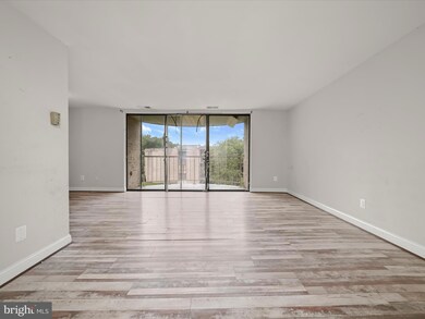 3316 Huntley Square Dr unit A1, Temple Hills, MD 20748 - photo 4