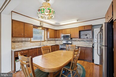 400 S Nice St, Frackville, PA 17931 - photo 5