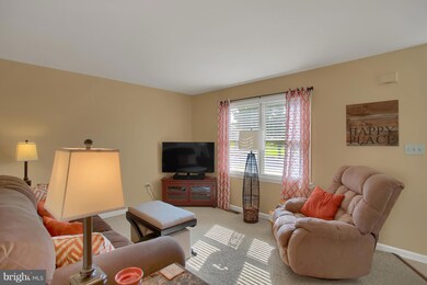 2021 Clinton Ave, Chambersburg, PA 17201 - photo 2