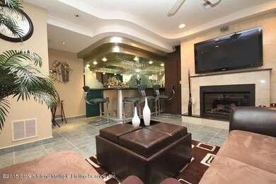 42 Country Dr S, Staten Island, NY 10314 - photo 4