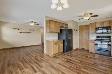 633 S Longbranch Dr, Maize, KS 67101 - photo 3