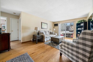 377 Huse Rd unit 2, Manchester, NH 03103 - photo 6