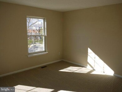 7450 Catterick Ct, Windsor Mill, MD 21244 - photo 2