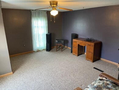 644 Purdy St, Jesup, IA 50648 - photo 7