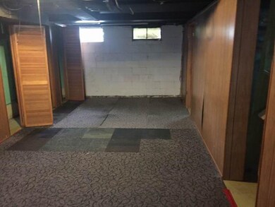 2314 48th St, Des Moines, IA 50310 - photo 4