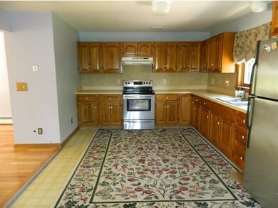 6 Davis St, Franklin, NH 03235 - photo 5