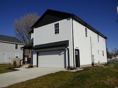 359 S 2nd St, Frankfort, IN 46041 - photo 2