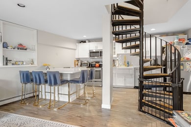 54 Russell St unit 1, Charlestown, MA 02129 - photo 4