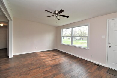 8002 Sherry Lynn Ct, Louisville, KY 40228 - photo 4