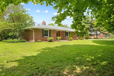 416 Stuart Cir, Anderson, IN 46012 - photo 2