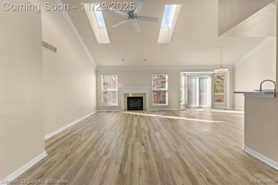 30231 Viewcrest Dr unit 154, Novi, MI 48377 - photo 6