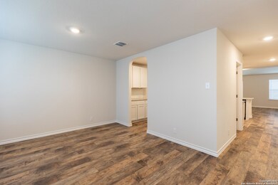 5134 Tee Box Ct, San Antonio, TX 78261 - photo 5