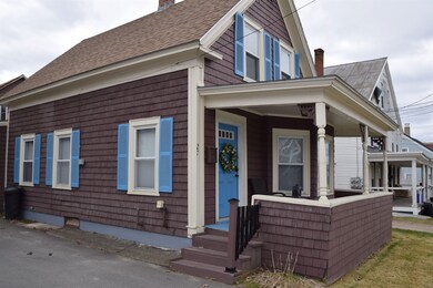 27 Bunker Hill St, Lancaster, NH 03584 - photo 3