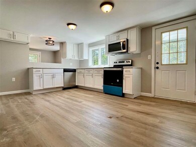 160 Twist Hill Rd, Dunbarton, NH 03046 - photo 5