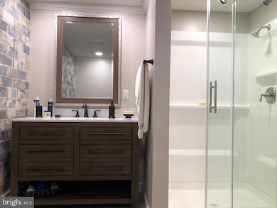 17 N Main St unit 17R, Woodstown, NJ 08098 - photo 6