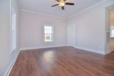 Spacious living room