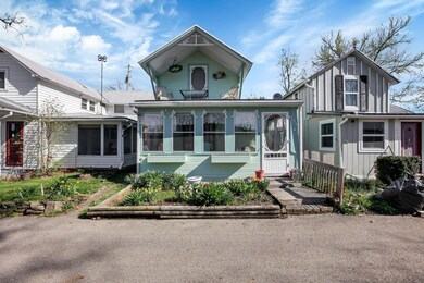 153 Eighth St