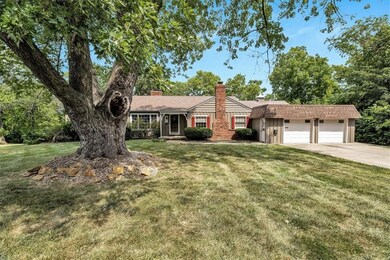 6305 Robinhood Dr, Shawnee, KS 66203 - photo 2