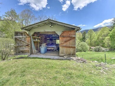 371 Jim Creek Rd, Burnsville, NC 28714 - photo 7