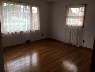 1050 Hickory Ln, Indiana, PA 15701 - photo 4