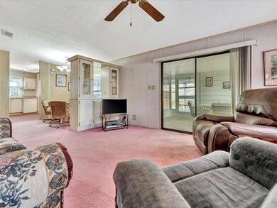 198 S Port Royal Ln, Apollo Beach, FL 33572 - photo 2