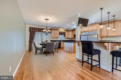 24 Box Cir, Essex, MD 21221 - photo 4