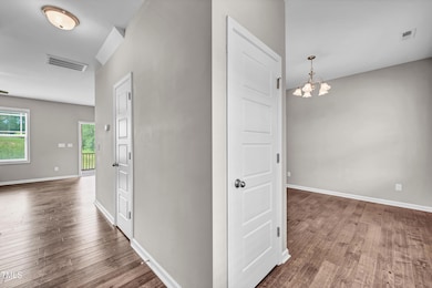 4_173forsythpkwy-interior-21