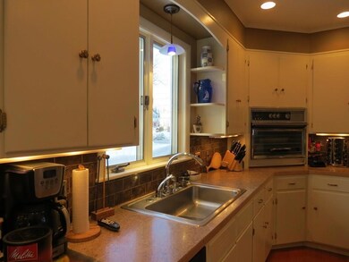 6 Dalton St, Waterville, ME 04901 - photo 3