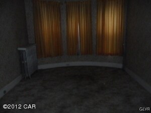 318 Arlington St, Tamaqua, PA 18252 - photo 6