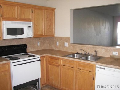 3111 Yaupon Rd, Copperas Cove, TX 76522 - photo 4