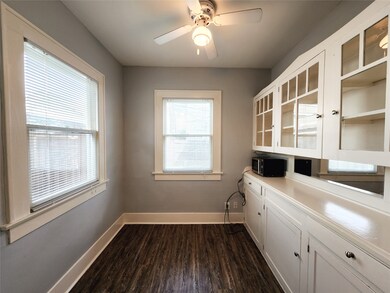 729 E 17th St, Houston, TX 77008 - photo 5