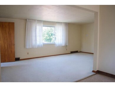 135 Lloyd Ave, Pittsburgh, PA 15218 - photo 7