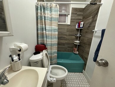 256 Davenport Ave, New Haven, CT 06519 - photo 7