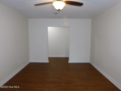 201 Shipman Rd unit 38, Havelock, NC 28532 - photo 5
