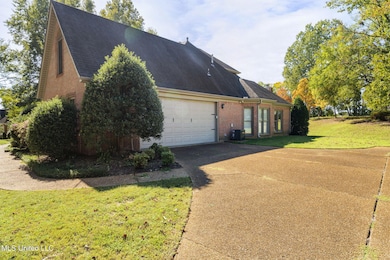 5045 Saint Andrews Cove, Olive Branch, MS 38654 - photo 6