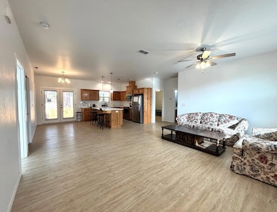 4059 Fern Valley Rd, Phoenix, OR 97535 - photo 3