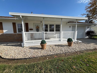 1305 Wright St, Bellefontaine, OH 43311 - photo 3