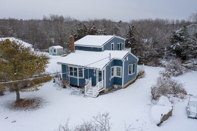 12 Oliver St, Mattapoisett, MA 02739 - photo 3