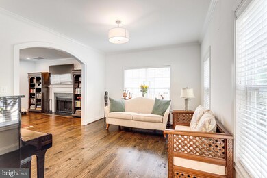 2211 Beacon Ln, Falls Church, VA 22043 - photo 5