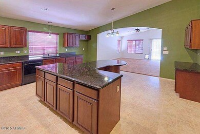 10381 W ATLANTIS KITCHEN 2.jpg