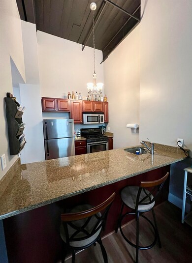 Emerson Mills unit M12, Pembroke, NH 03275 - photo 4