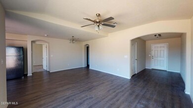 904 Talavera Dr, Horizon City, TX 79928 - photo 4