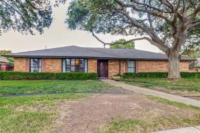 6331 Chesley Ln, Dallas, TX 75214 - photo 2